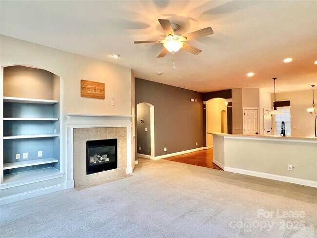 Building Photo - 1205 Gainsborough Dr