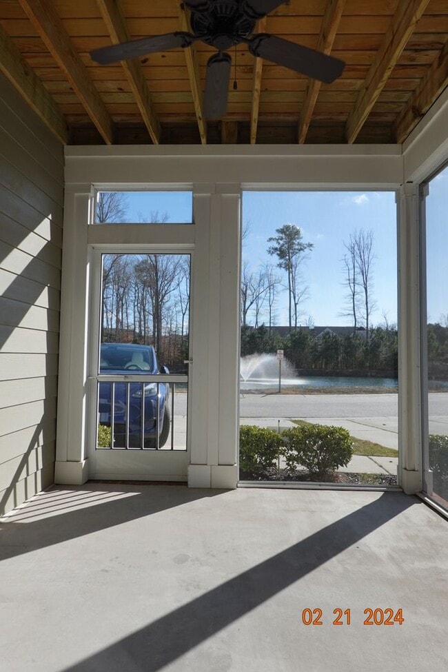 Building Photo - 2 Bedroom 2 bath rental in Yorktown