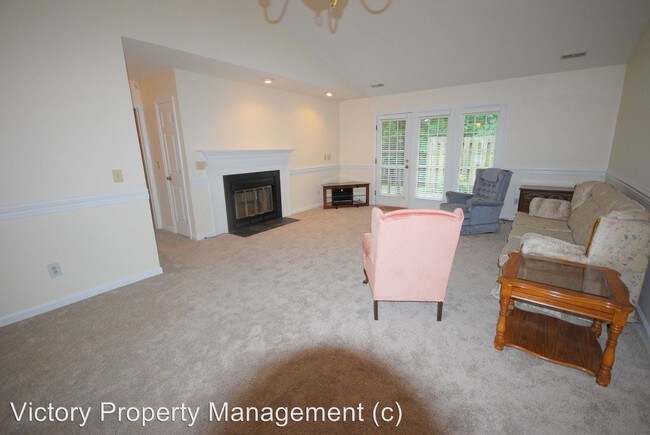 Building Photo - Studio, 2 bath House - 2742 Cottage Cir