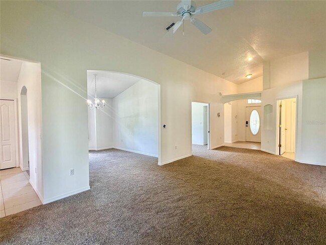 Building Photo - 13315 Golf Ridge Pl