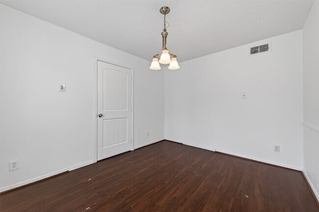 Building Photo - 17614 Telegraph Creek Dr