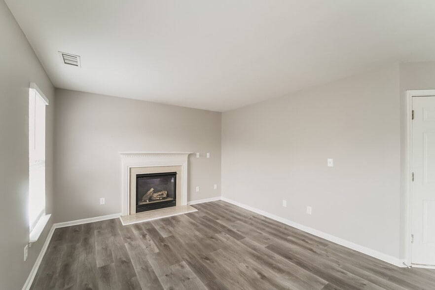 Building Photo - 3011 Mallard Forest Dr