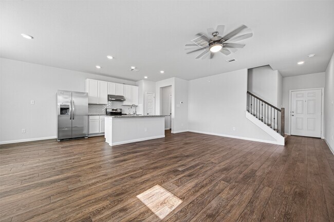 Building Photo - 3903 Giorgio Pastel Pl