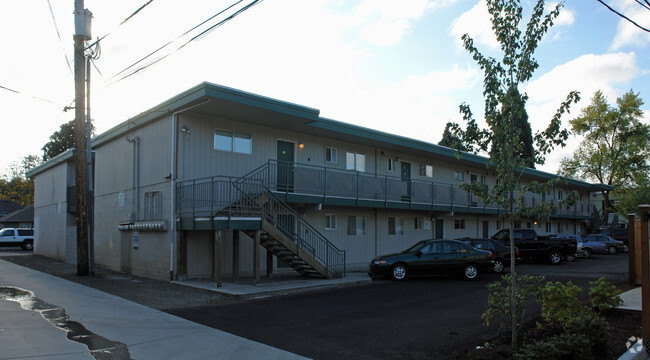Building Photo - Royal Terrace