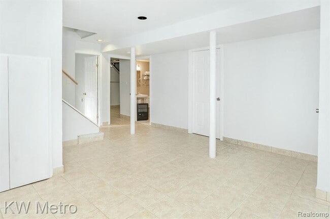 Building Photo - 1907 N Connecticut Ave