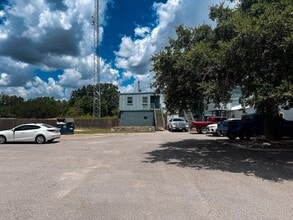 Building Photo - 1050-1050 FM970