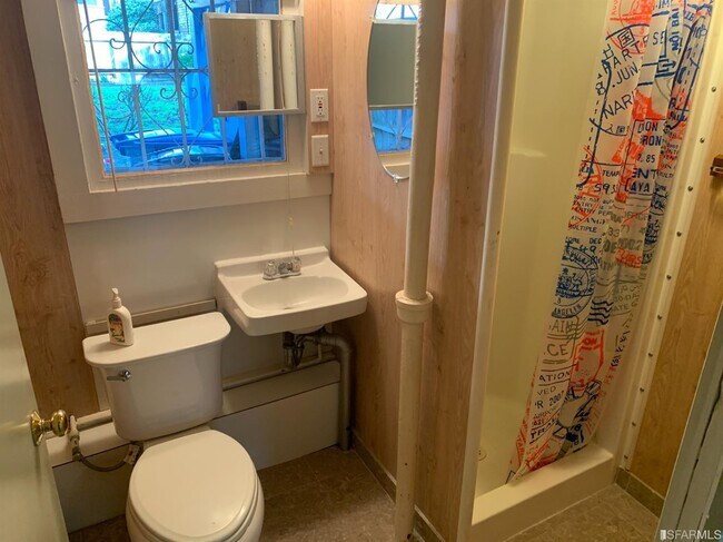 Building Photo - 238 8th Ave