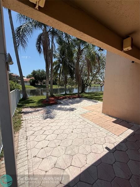 Building Photo - 11660 NW 52nd Ct