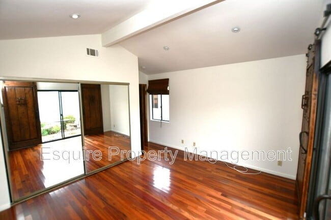 Building Photo - 4275 Silverado Dr