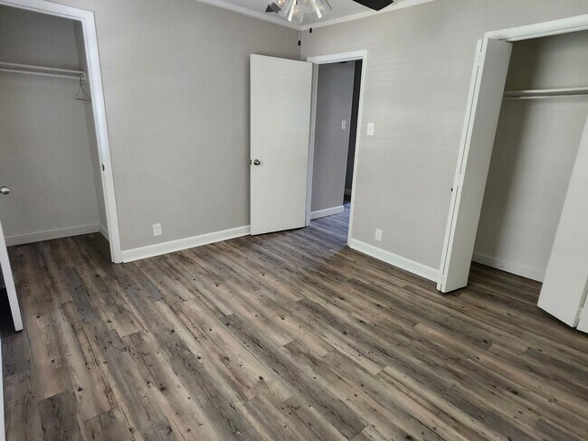 Building Photo - 2020 Watts Rd