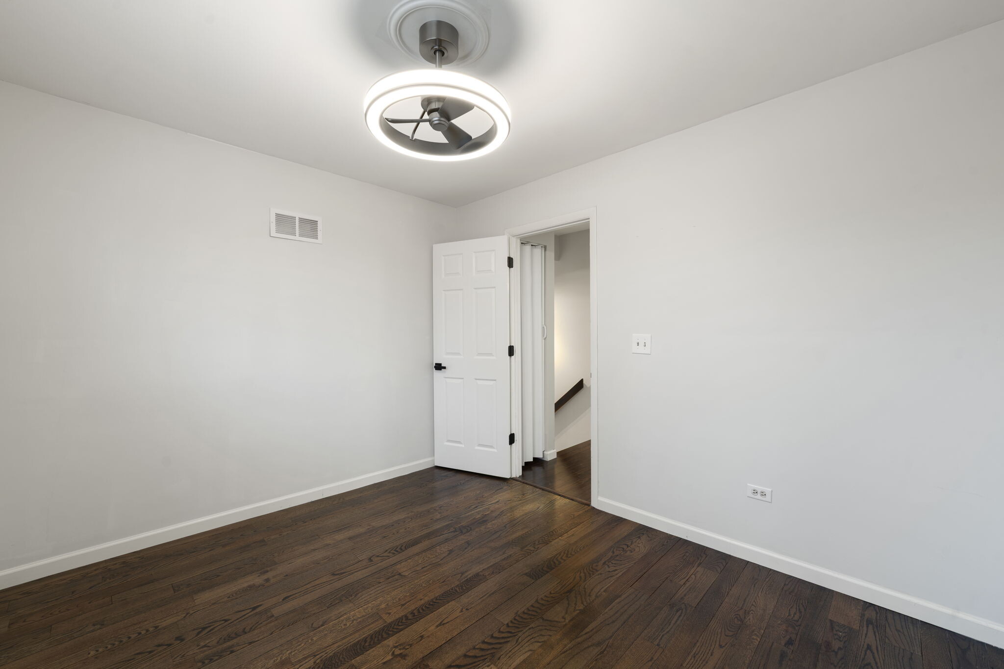 Building Photo - 136 Mohawk Trl