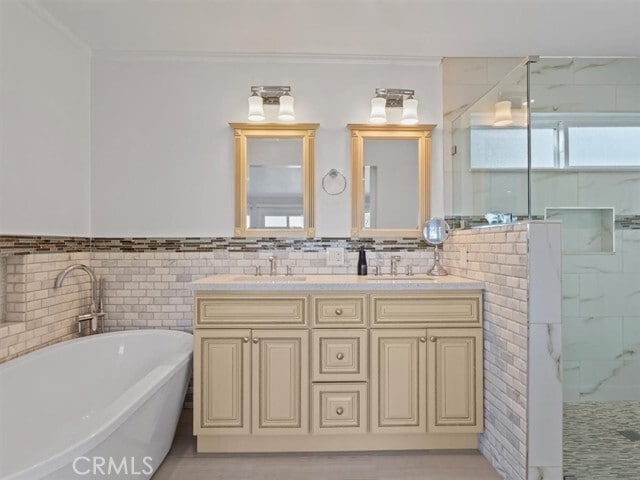 Building Photo - 4749 Bonvue Ave