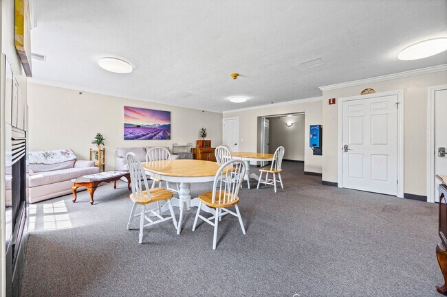 Building Photo - 345 Spencerport Rd