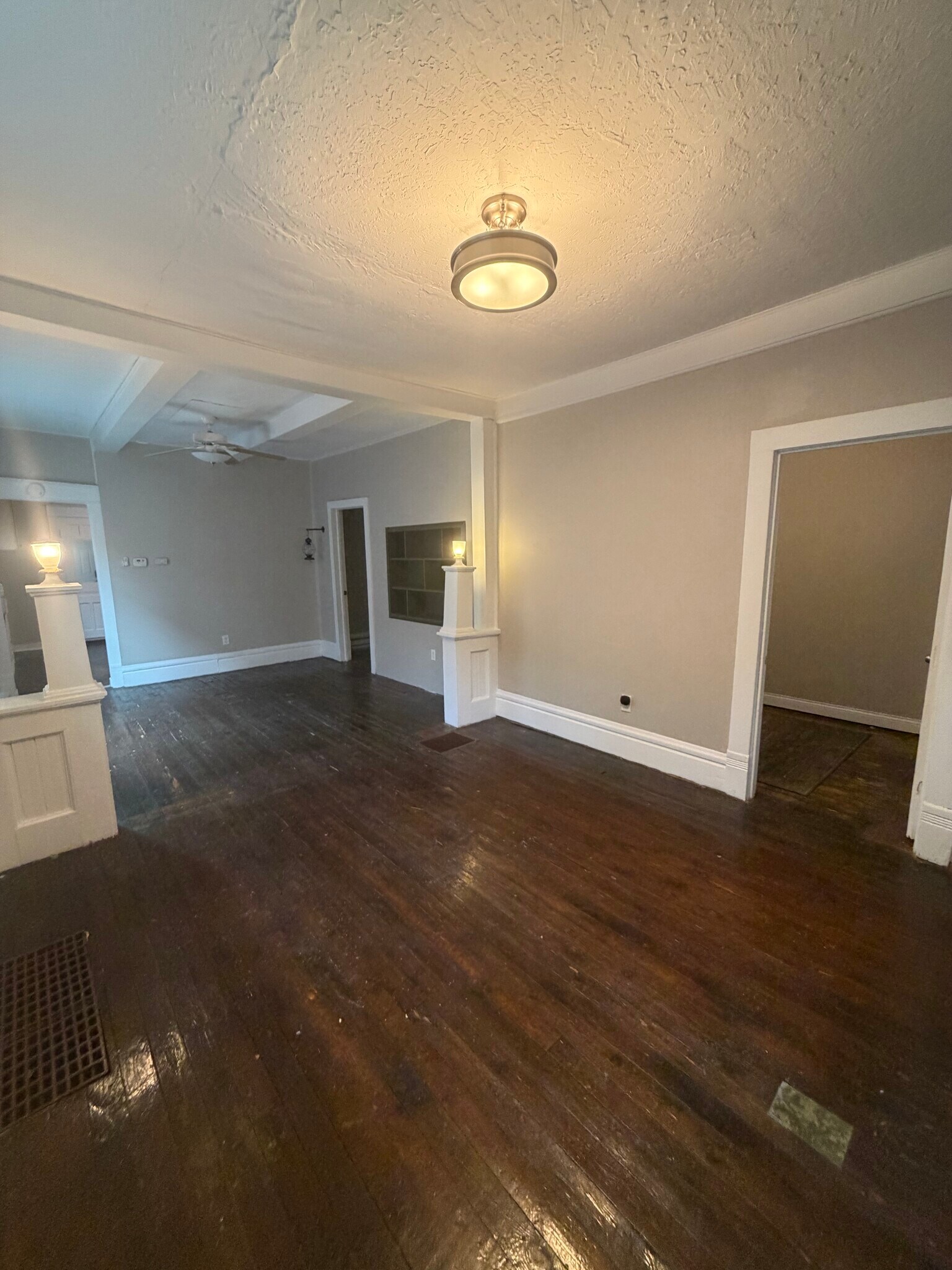 Building Photo - 134 Perry St