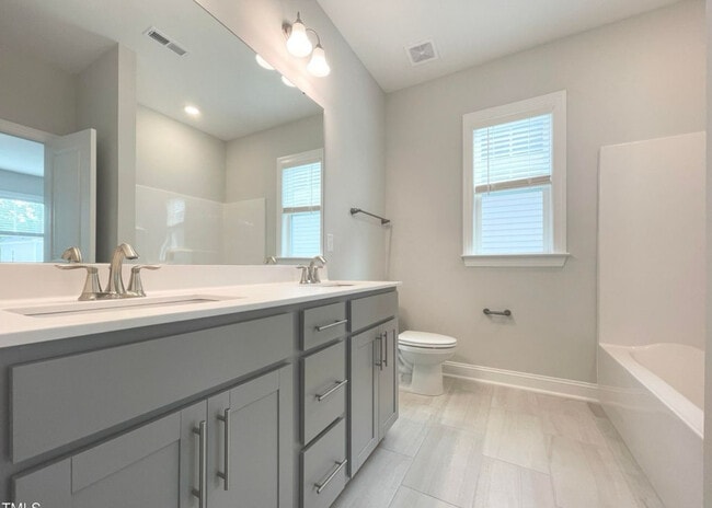 Building Photo - 1148 Topaz Cave Cir