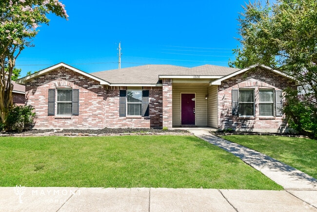 Building Photo - 1506 Hickory Creek Ln