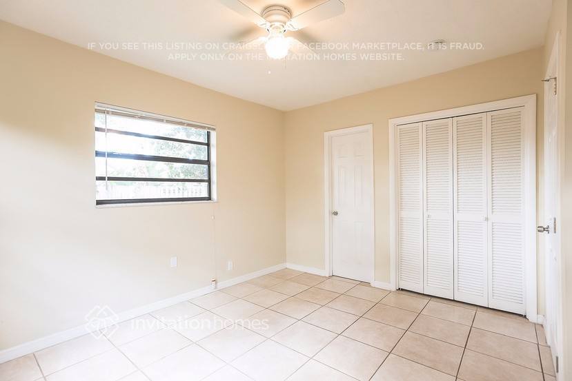 Building Photo - 636 Kingbird Cir
