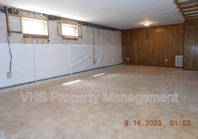 Building Photo - 8691 Old Dumfries Rd