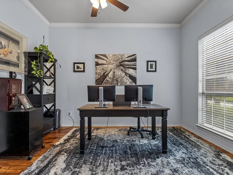 Building Photo - 12334 Blue Ridge Dr