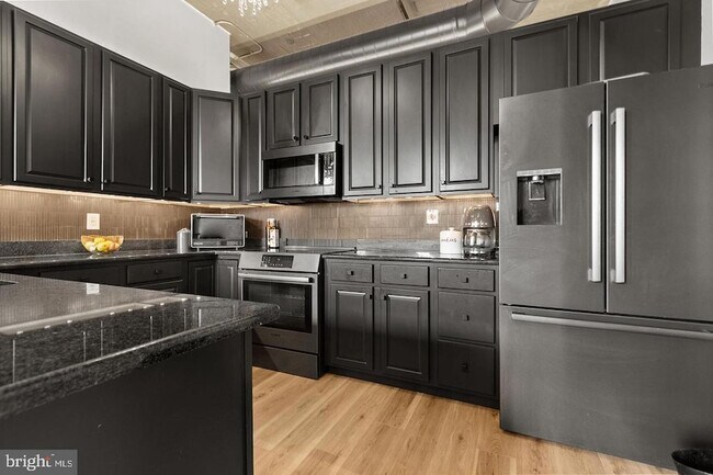 Building Photo - 113 N Bread St