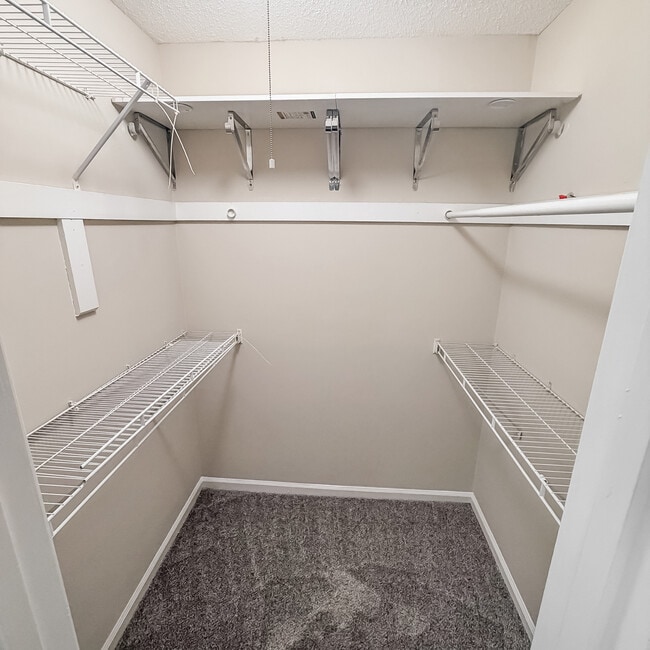 Building Photo - 2903 Cedar Creek Rd