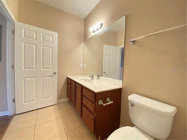 Building Photo - 3344 Robert Trent Jones Dr