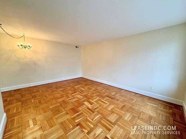 Building Photo - 2721 Ordway St NW