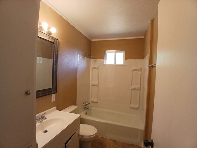 Building Photo - Charming 3-Bedroom Home with Private Backyard Oasis