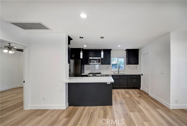 Building Photo - 6846 Glade Ave