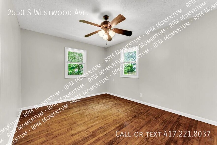 Building Photo - 2550 S Westwood Ave