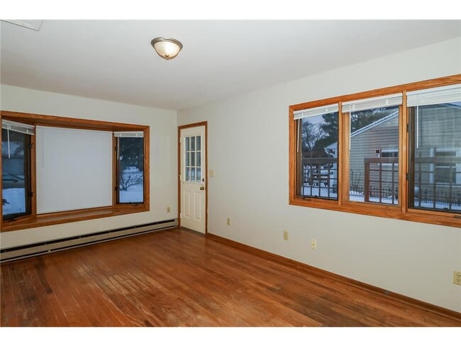 Building Photo - 1129 Skillman Ave W