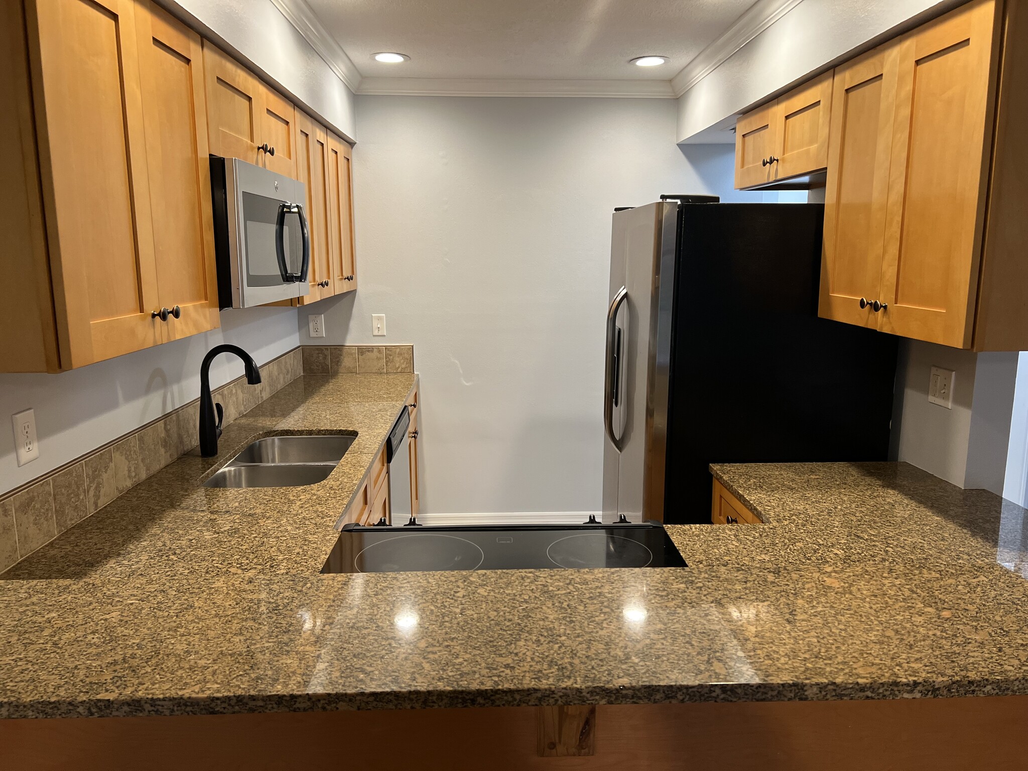 Building Photo - 117 Rio del Mar St