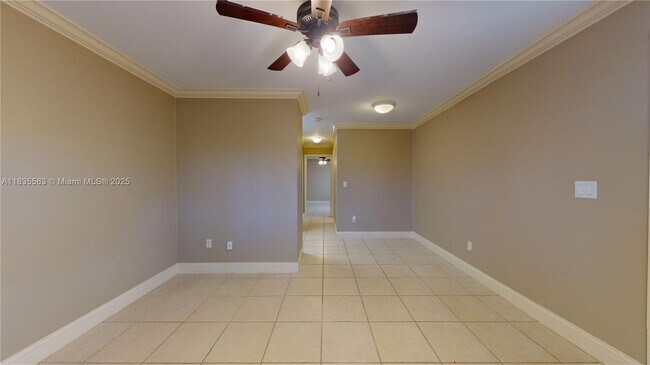 Building Photo - 2708 SW 33rd Ct