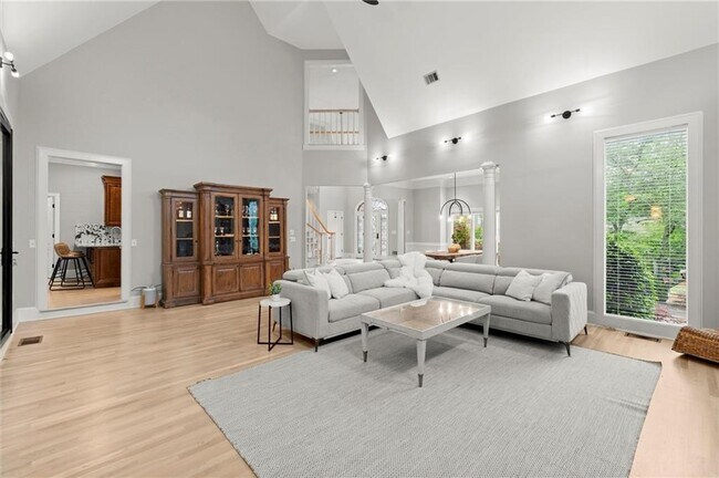 Building Photo - 1431 Waterford Green Dr
