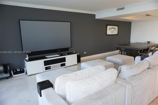 Building Photo - 848 Brickell Key Dr