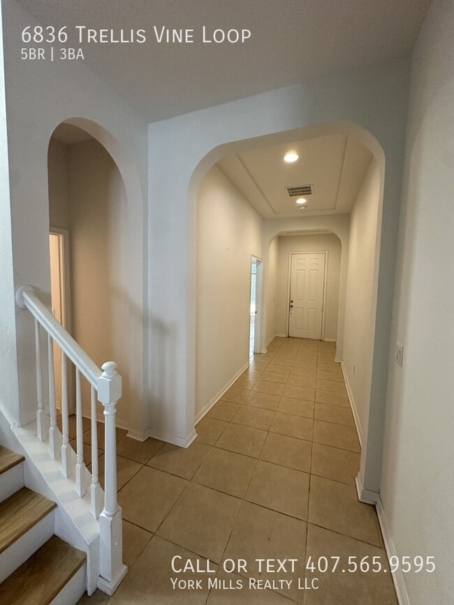 Building Photo - 6836 Trellis Vine Loop