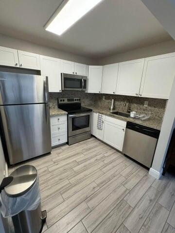 Building Photo - 127 Flanders Dr