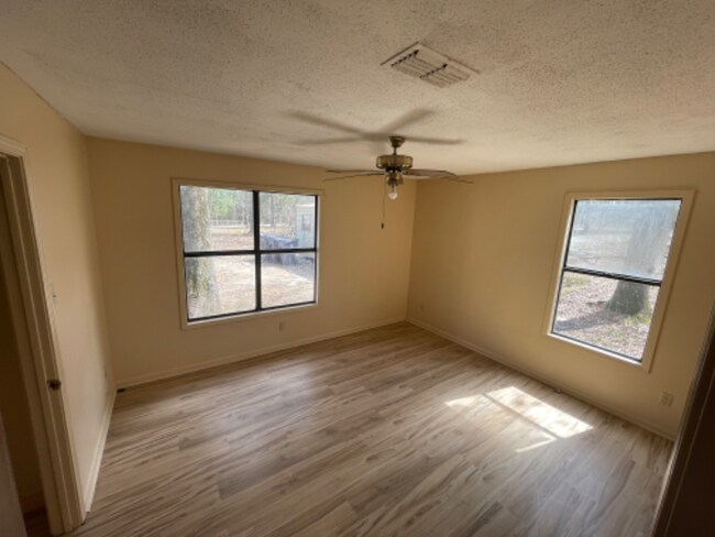 Building Photo - 109 Campground Loop