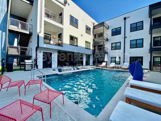 Building Photo - 3101 Govalle Ave