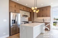 Building Photo - 2355 W Flournoy St