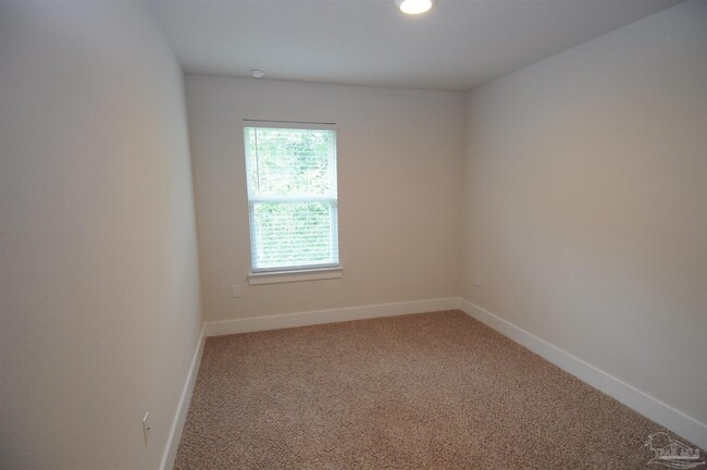 Building Photo - 1535 Iroquois Ct