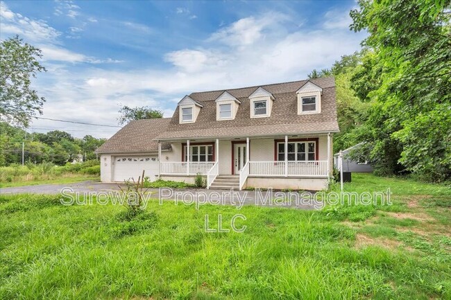 Building Photo - 2480 Monmouth Rd