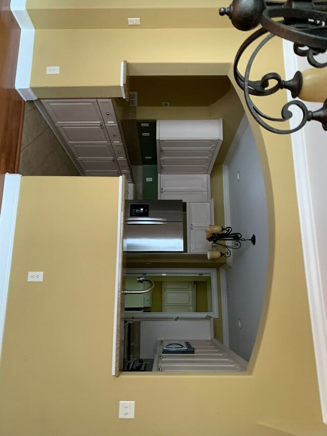 Building Photo - 136 Nickolas Cir