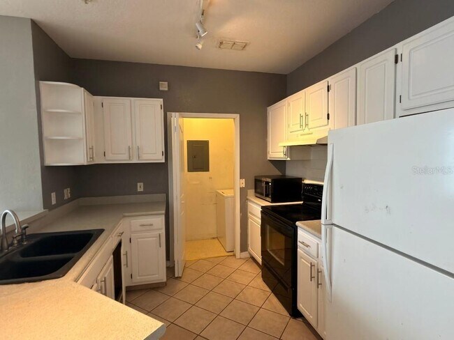 Building Photo - 2525 Maitland Crossing Way