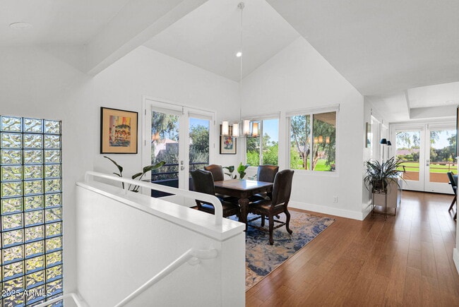 Building Photo - 7760 E Gainey Ranch Rd