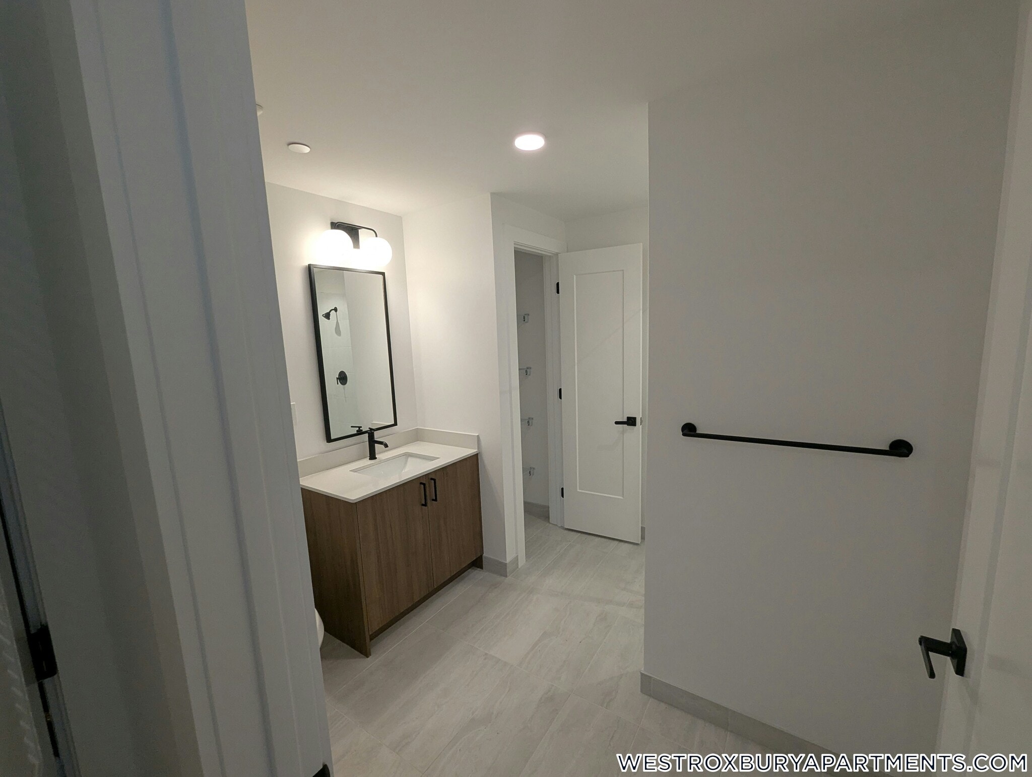 Building Photo - 199 Gardner St