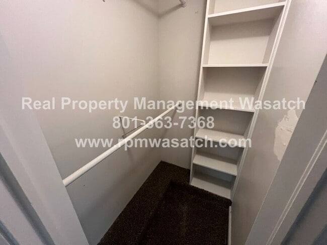 Building Photo - 1105 S 700 E