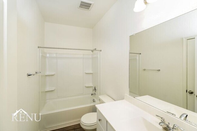 Building Photo - 5160 Firefly Hls