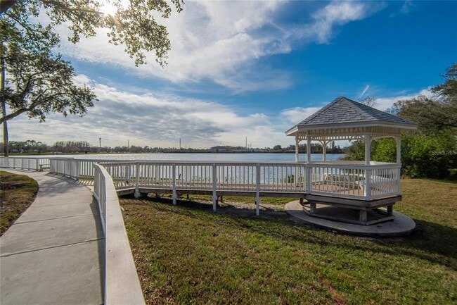 Building Photo - 9105 Crystal Commons Way