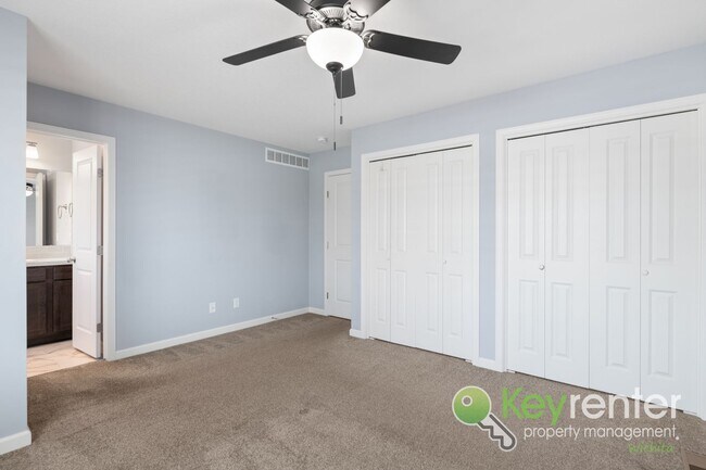 Building Photo - Newly Built 3 Bedroom Beauty: Lawn care and trash included!